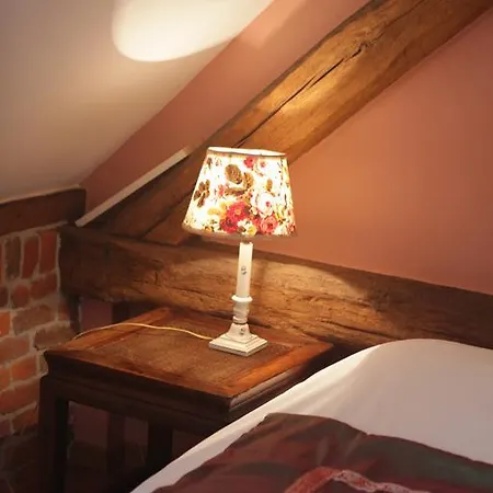 Pierres D'evasions 4 Chambres 8 Personnes Chimay