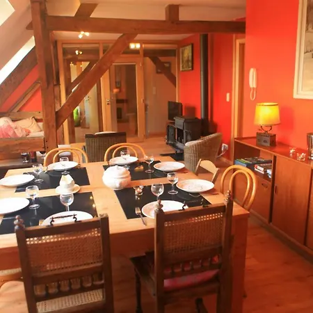 Pierres D'evasions 4 Chambres 8 Personnes Chimay Vakantiehuis Seloignes
